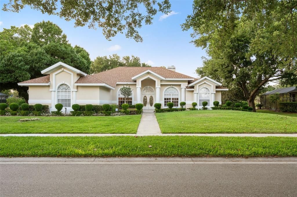 Listing photograph of 13603 Sunset Lakes Circle in Winter Garden.